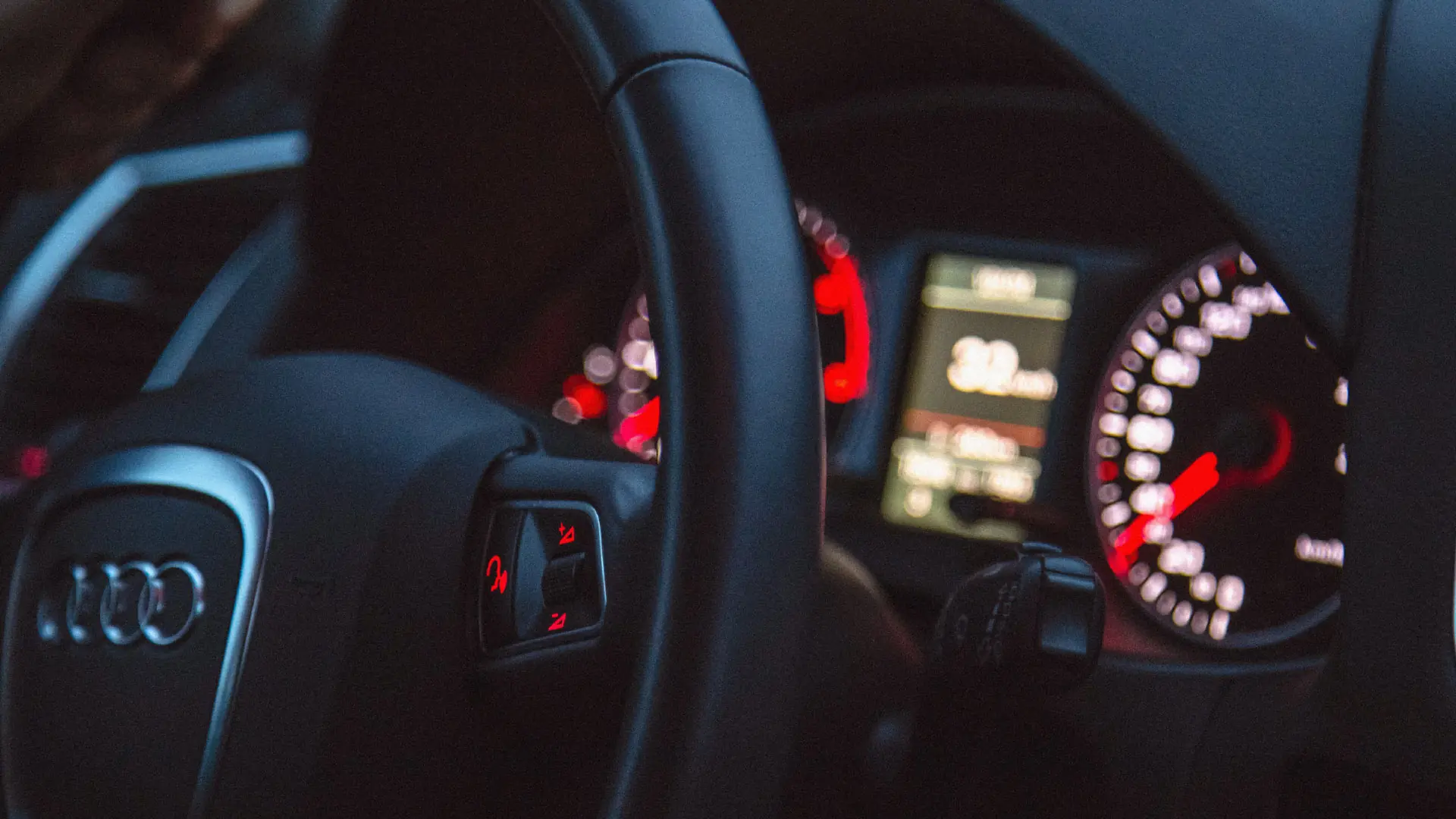 Vozilo Auto škole Bulevar na poligonu